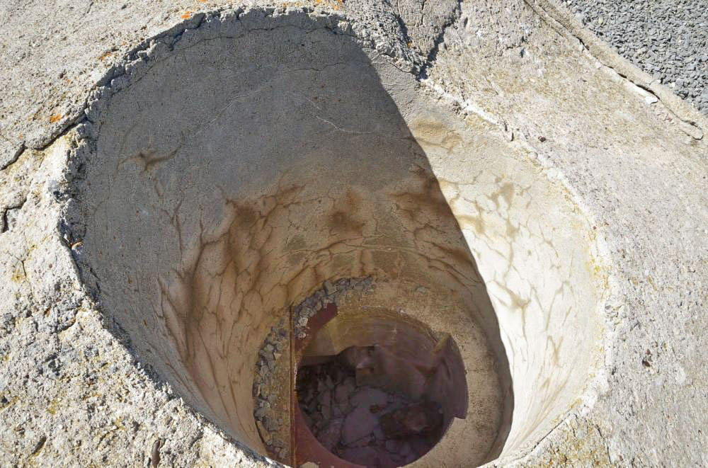 Ligne Maginot - COL DE CROUS (C) - (Ouvrage d'infanterie) - Bloc 3
Le puits de la cloche qui n'a pas été mise en place
