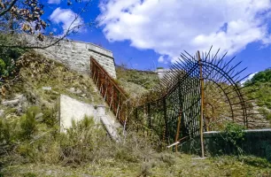 Ligne Maginot - PICCIARVET (FORT DE) - (Position d'artillerie préparée) - Grille défensive à l'extrémité Est du fort