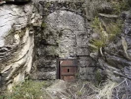 Ligne Maginot - SERENA - (Abri actif) - Bloc 2 
L'une des entrées inachevées