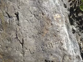 Ligne Maginot - VALABRES - (Casernement) - Graffitis sur la paroi rocheuse