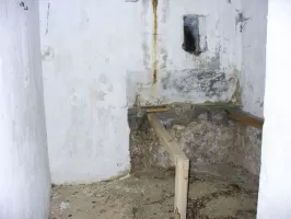 Ligne Maginot - VALABRES PRINCIPAL (OU NORD) (VP) - (Ouvrage d'infanterie) - Bloc 3
Créneau de mitrailleuse