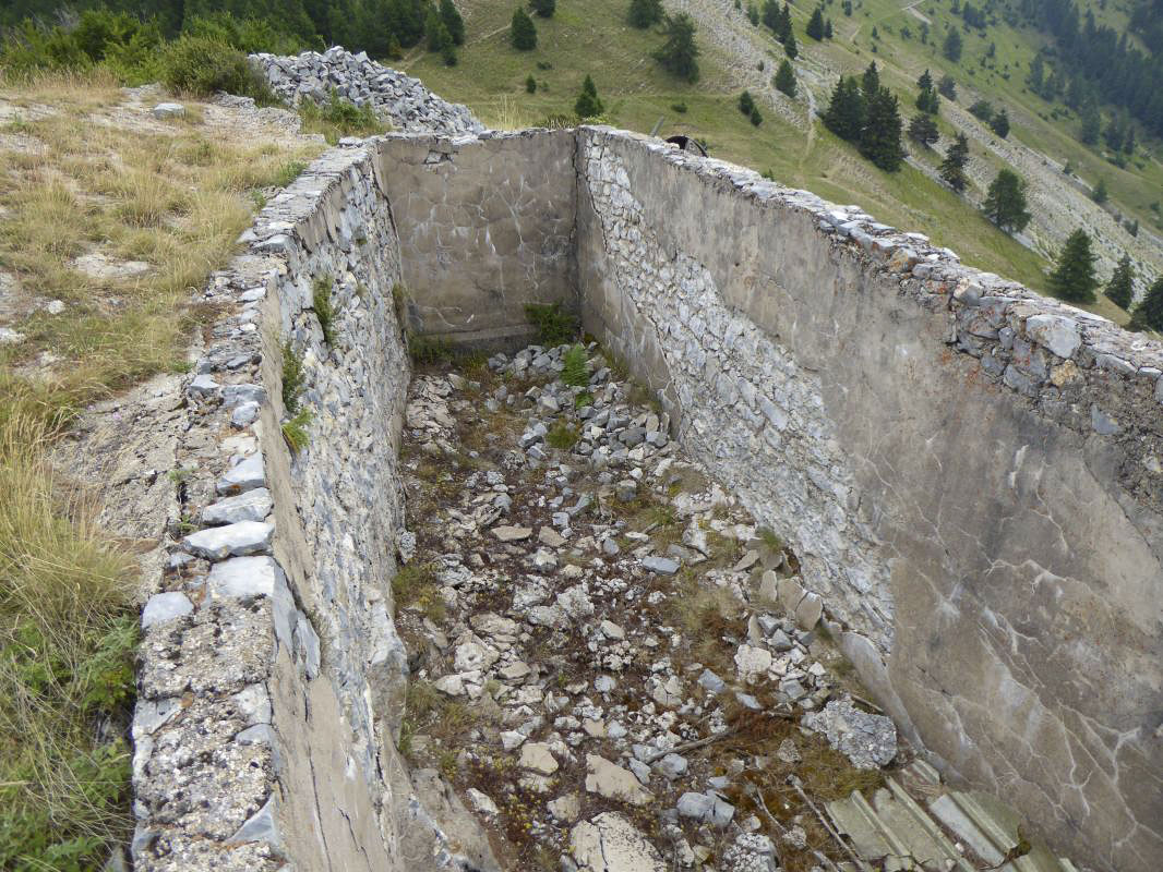 Ligne Maginot - CAIRE GROS - (Abri) - Bassin pour les travaux
