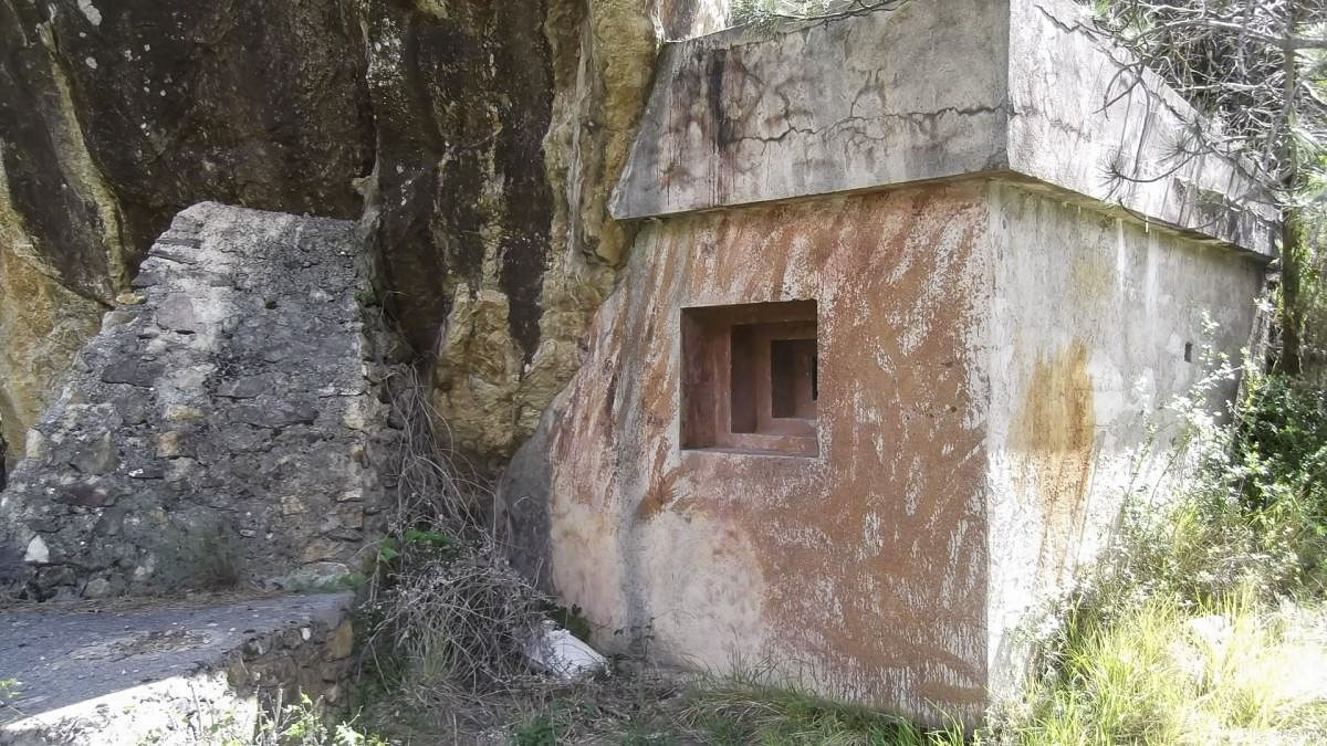 Ligne Maginot - CHAPELLE SAINT SAUVEUR - (Blockhaus pour arme infanterie) - 