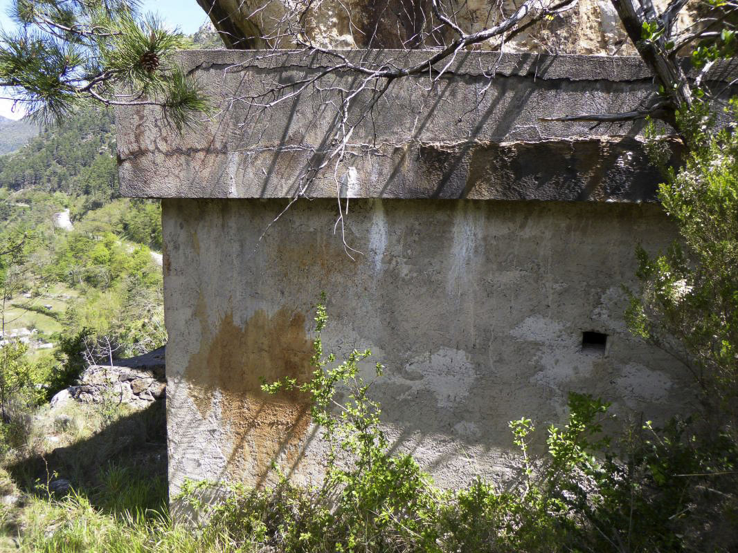 Ligne Maginot - CHAPELLE SAINT SAUVEUR - (Blockhaus pour arme infanterie) - 