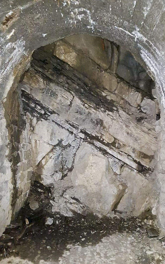 Ligne Maginot - COL DU FORT (F) - (Ouvrage d'infanterie) - Casernement