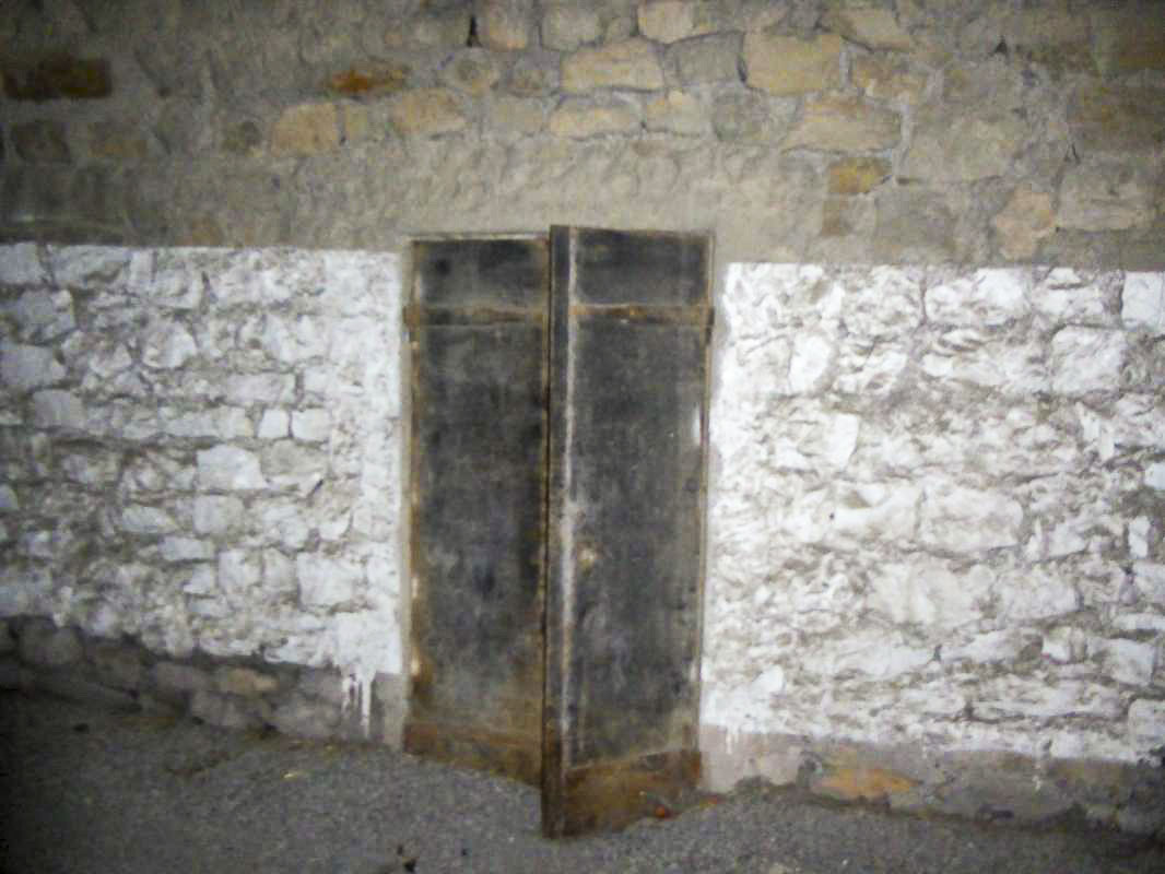 Ligne Maginot - UTELLE TUNNEL AMONT - (DMP - Dispositif de Mine Permanent) - Portes d'accès