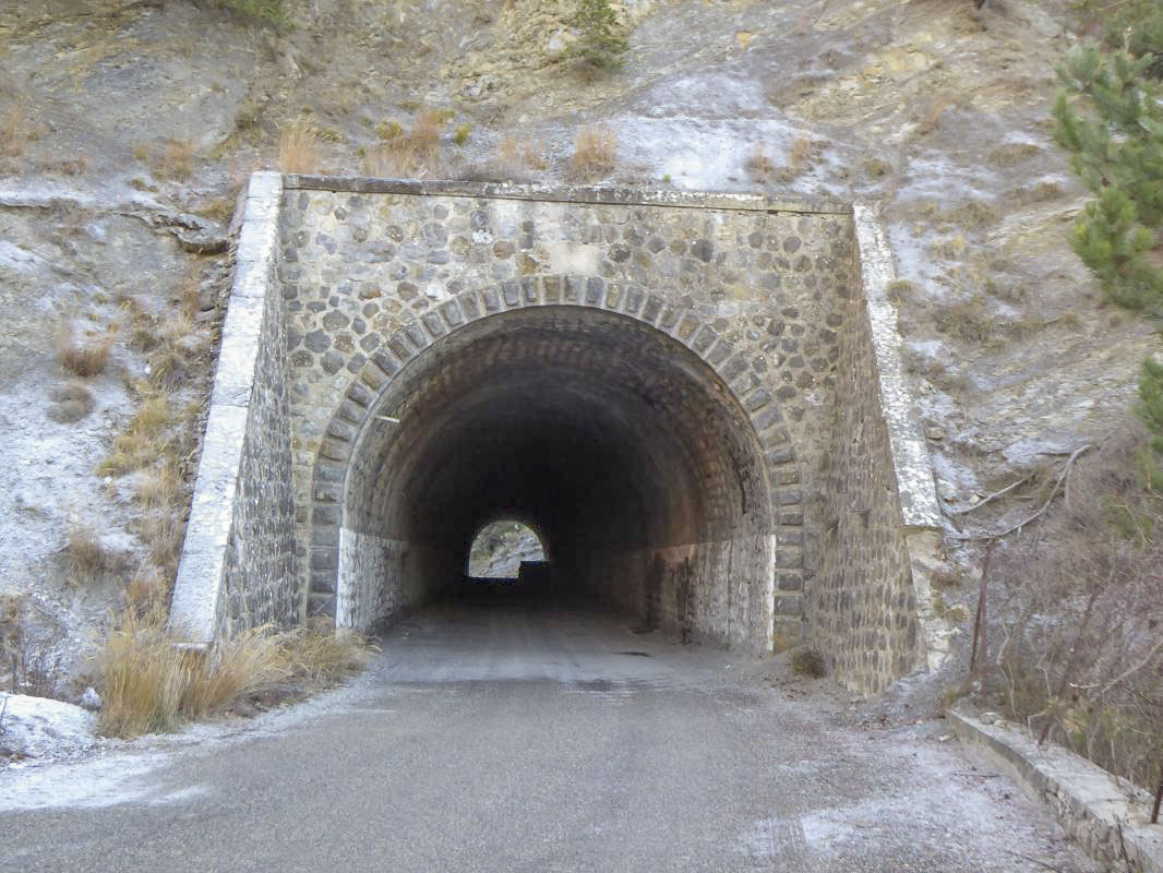 Ligne Maginot - UTELLE TUNNEL AMONT - (DMP - Dispositif de Mine Permanent) - Entrée Nord