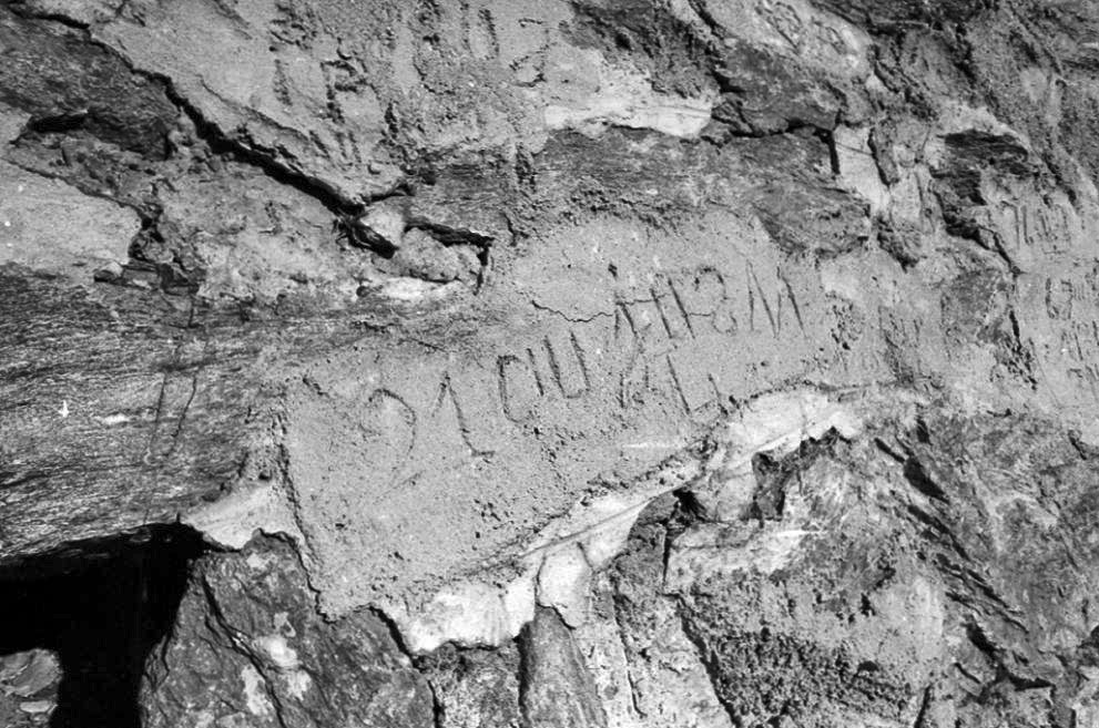 Ligne Maginot - VALABRES - (Casernement) - Graffitis sur la paroi