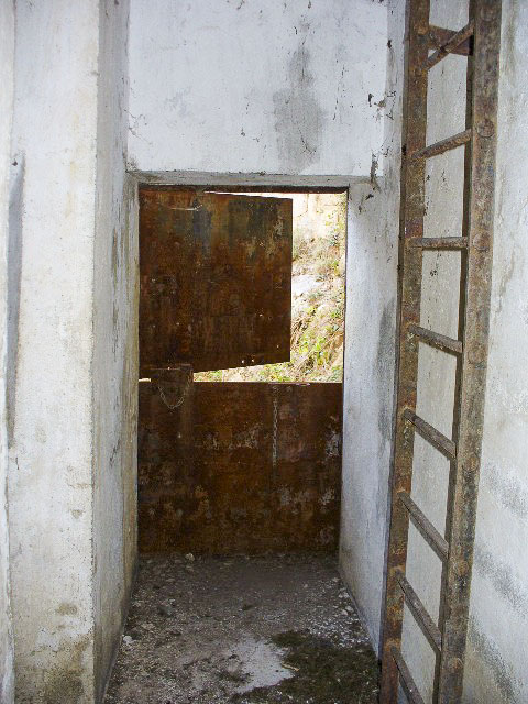 Ligne Maginot - VALABRES PRINCIPAL (OU NORD) (VP) - (Ouvrage d'infanterie) - Entrée inférieure avec accès à la pamart et à l'entrée supérieure