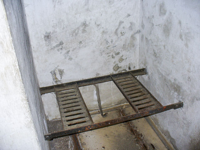 Ligne Maginot - VALABRES PRINCIPAL (OU NORD) (VP) - (Ouvrage d'infanterie) - Latrines