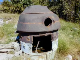 Ligne Maginot - VENANSON (TD N°622) - (Cuve pour arme d'infanterie) - Probablement la même tourelle, après déplacement.