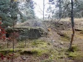 Ligne Maginot - BAISSE DE CABANETTE - (Stand de tir) - L'ancien abri ou local situé derrière la butte