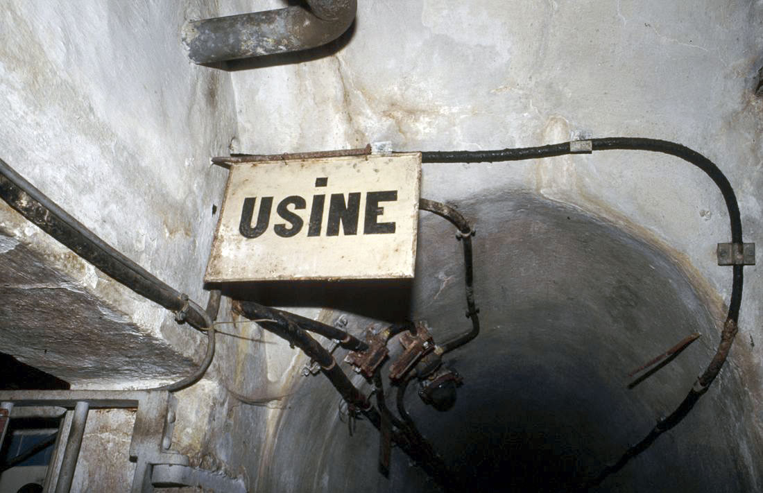 Ligne Maginot - VALDEBLORE - REYNARDIERE (VE) - (Ouvrage d'infanterie) - Pancarte a l'entrée de l'usine