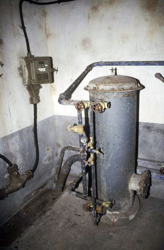 Ligne Maginot - VALDEBLORE - REYNARDIERE (VE) - (Ouvrage d'infanterie) - Salle de ventilation, système de filtration pour l'eau ?