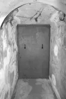 Ligne Maginot - BERGHE SUD (TUNNEL DE) - (Blockhaus pour arme infanterie) - Détail de la porte intérieure avec ses meurtrières pour arme individuelle