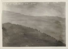 Ligne Maginot - CIME D'ANAN - (Observatoire d'infanterie) - Photo des travaux menés par les italiens prise depuis l'observatoire de la Cime d'Anan en 1933
Photo n°77