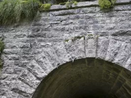Ligne Maginot - L'ARBOIN SUD - (Observatoire d'artillerie) - Fixations des isolateurs de ligne téléphonique