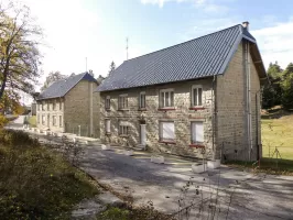 Ligne Maginot - PEIRA CAVA - CASERNE CRENANT - (Cité Cadres) - Bâtiments construits en 1935