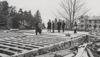 Ligne Maginot - PEIRA CAVA - CASERNE CRENANT (SOUS-SECTEUR AUTHION - 46° DBCA) - (Camp de sureté) - Photos de la construction de la caserne par la Sté Roussel Frères (mai 1935)