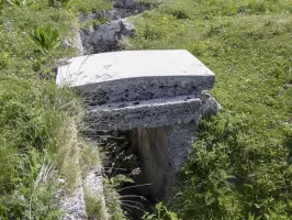 Ligne Maginot - PLAN CAVAL 1 et 2 - (Blockhaus pour arme infanterie) - Voussoir préfabriqué qui devait recouvrir les tranchées