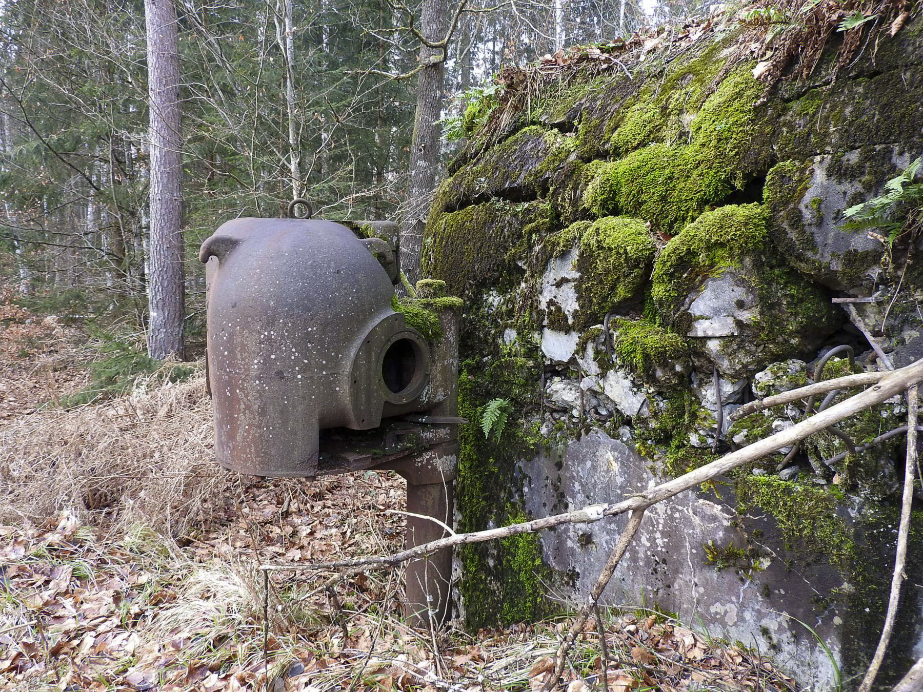 Ligne Maginot - NONNENKOPF - (Casemate d'infanterie - Double) - Le caisson blindé du projecteur