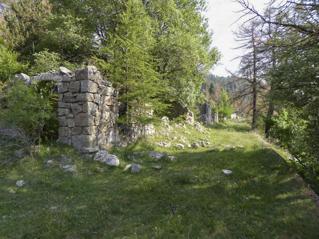 Ligne Maginot - CABANES VIEILLES EST - (Casernement) - 
