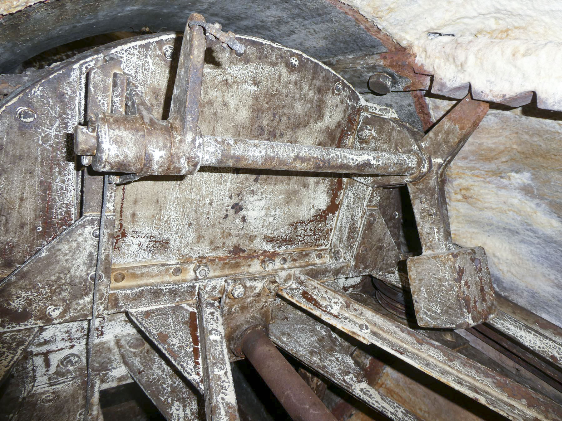 Ligne Maginot - COL D'AGNON - (Ouvrage d'infanterie) - Bloc 3
Système de blocage du plancher