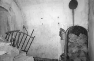 Ligne Maginot - CARANCA NORD (TUNNEL DE) - (Blockhaus pour arme infanterie) - Entrée obstruée de l'entrée du blockhaus observatoire.