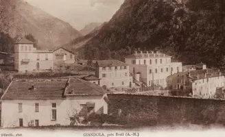 Ligne Maginot - GIANDOLA - (Casernement) - Carte postale