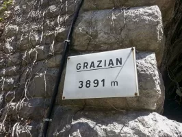 Ligne Maginot - GRAZIAN SUD  (TUNNEL DE ) - (Blockhaus pour arme infanterie) - Casemate Est