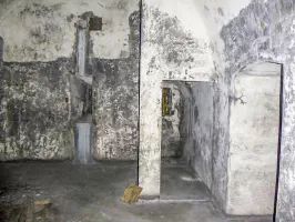 Ligne Maginot - GRAZIAN SUD  (TUNNEL DE ) - (Blockhaus pour arme infanterie) - Casemate Ouest