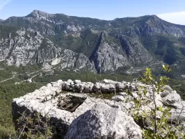 Ligne Maginot - COTE 902 SUD - (Observatoire d'infanterie) - Vue sur l'AP de la Pena, au centre et à droite du piton.