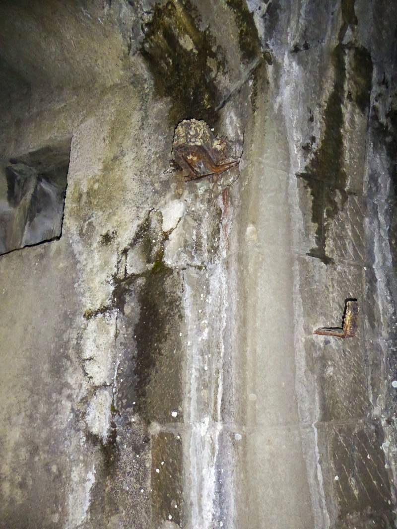 Ligne Maginot - BRAUS NORD (TUNNEL DE ) - (Blockhaus pour arme infanterie) - Gond de la porte