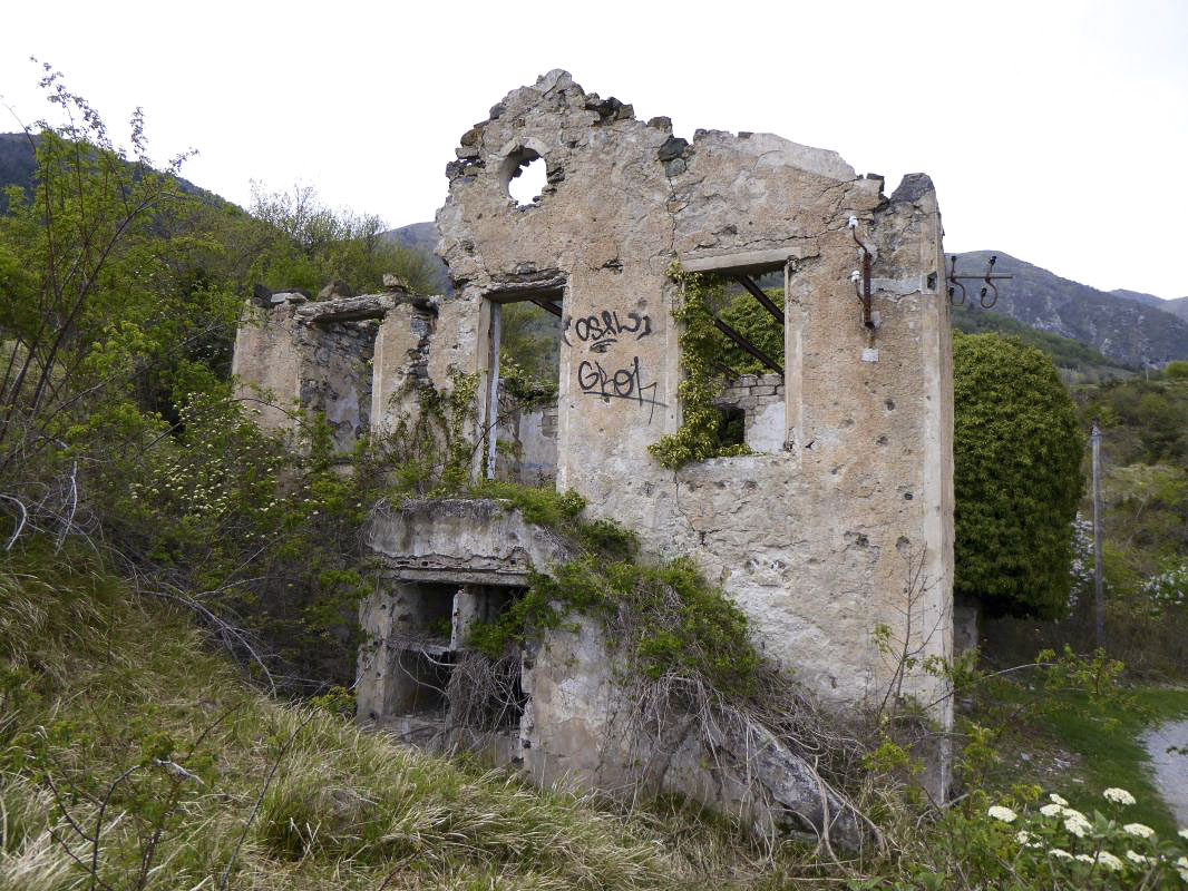 Ligne Maginot - COL DE BROUIS - (Casernement) - 