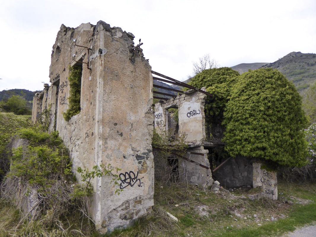 Ligne Maginot - COL DE BROUIS - (Casernement) - 
