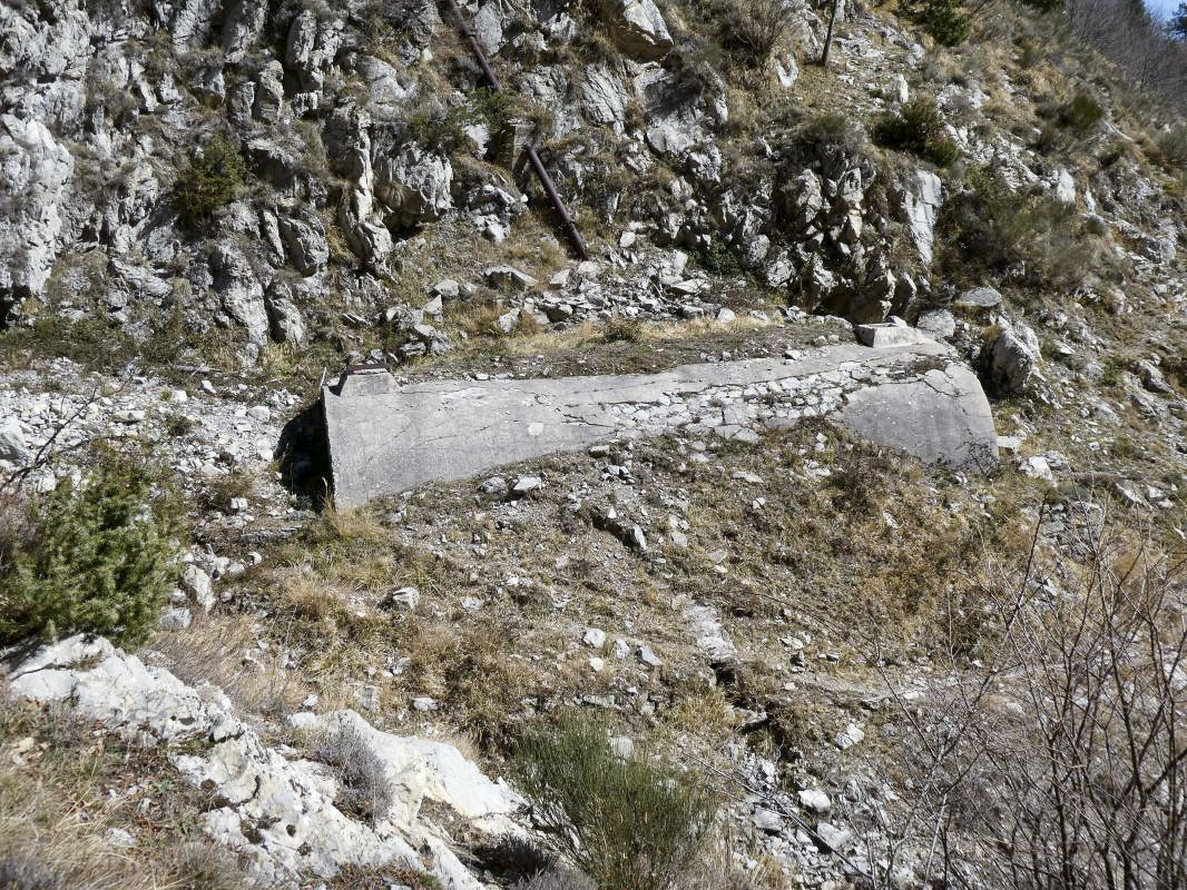 Ligne Maginot - COL DE BROUIS (SOURCE CAPTéE) - (Divers) - La citerne
