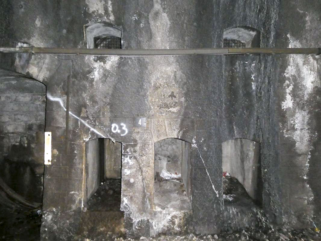 Ligne Maginot - GIGNE NORD ( TUNNEL DE ) - (Blockhaus pour arme infanterie) - 