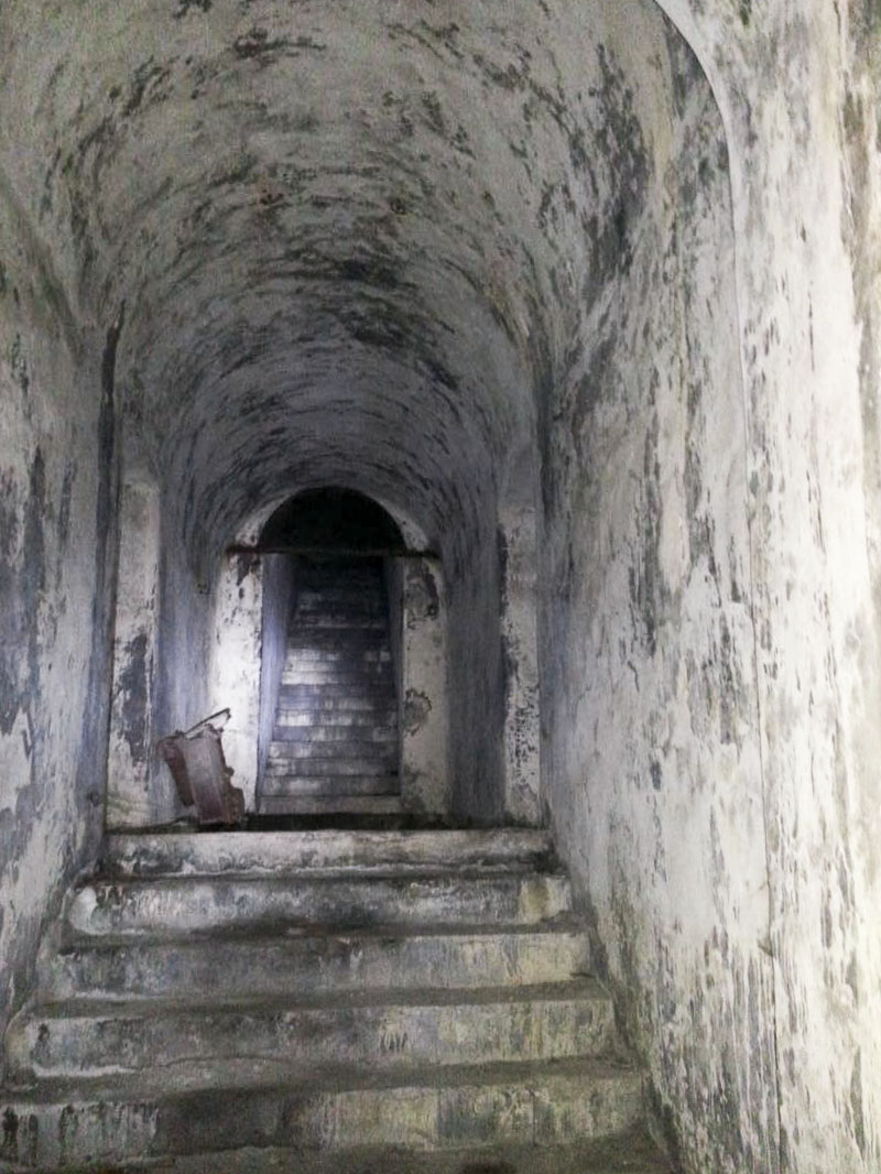 Ligne Maginot - GRAZIAN SUD  (TUNNEL DE ) - (Blockhaus pour arme infanterie) - Casemate Est