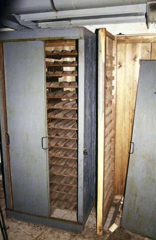 Ligne Maginot - MONTE GROSSO (MG) - E02 - (Ouvrage d'artillerie) - Bloc 3
Chambre de tir du canon obusier de 75 Mle29
Armoires à munitions