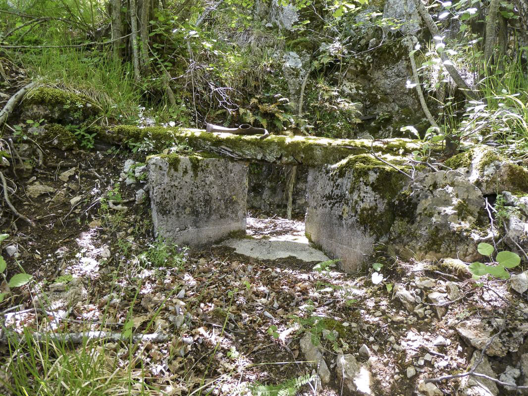 Ligne Maginot - AVELLAN NORD 4 - (Cuve pour arme d'infanterie) - 