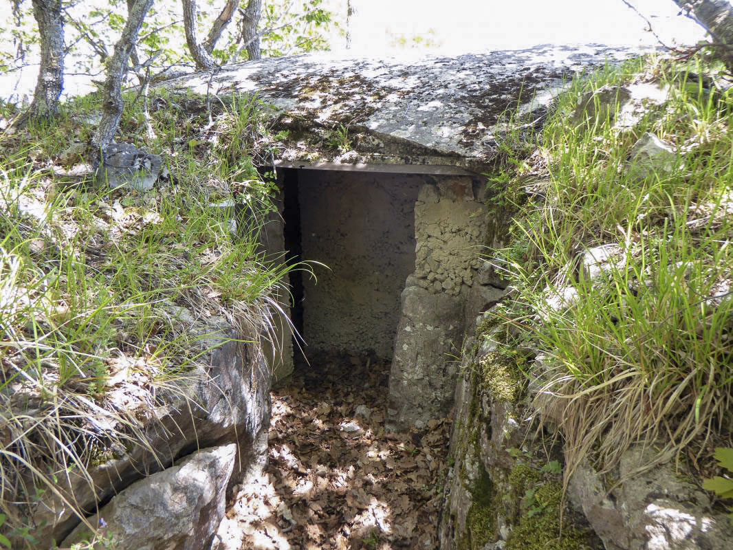 Ligne Maginot - BAISSE DU LOUP - (Blockhaus pour arme infanterie) - L'entrée