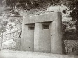 Ligne Maginot - E3 - EZE MOYENNE CORNICHE (Casemate d'infanterie) - 