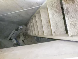 Ligne Maginot - E3 - EZE MOYENNE CORNICHE - (Casemate d'infanterie) - Accès au sous-sol
