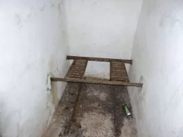 Ligne Maginot - LA PENA (PE) - (Ouvrage d'infanterie) - Le casernement intérieur
Latrine