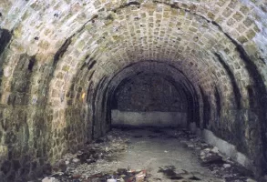 Ligne Maginot - LA TURBIE (SOUS-SECTEUR CORNICHES - 58° DBAF) - (PC de Sous-Secteur) - Une des alvéoles.