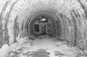 Ligne Maginot - LA TURBIE (SOUS-SECTEUR CORNICHES - 58° DBAF) - (PC de Sous-Secteur) - Une autre alvéole