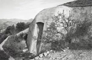Ligne Maginot - MONT CHAUVE D'ASPREMONT - (Central téléphonique isolé) - Caponnière renforcée