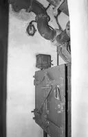 Ligne Maginot - MONT GROS DE ROQUEBRUNE - (Observatoire d'artillerie) - La chambre du commandant de l'observatoire avec le coffre à documents