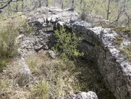 Ligne Maginot - PIERRE POINTUE C4 - (Cuve pour arme d'infanterie) - 