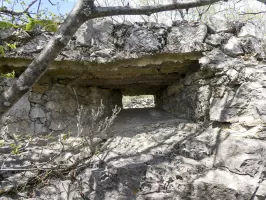 Ligne Maginot - PIERRE POINTUE C4 - (Cuve pour arme d'infanterie) - 